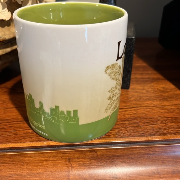 Starbucks mug in excellent condition.  Los Angeles. Bundle to save - Picture 5 of 6